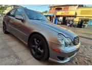 PARTICULAR VENDE MERCEDES BENZ C230 AÑO 2007 - SIN AVERIAS