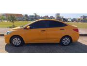 Vendo Hyundai Accent Yellow 2017