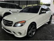 MERCEDES BENZ CARROCERÍA w204 IMPECABLE ÚNICO DUEÑO AÑO 2010 AUT . 66.000.000