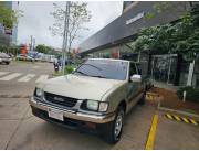 impecable isuzu pick up año 1998 diesel 4x2 mecanico de automotor