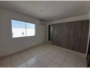 ALQUILO HERMOSO DUPLEX EN LUQUE TERCER BARRIO COD 2749