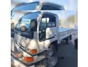 Nissan Atlas Cabina Simple camioncito carrocería Abierta para 3.000 kilos. Rueda Sencilla.