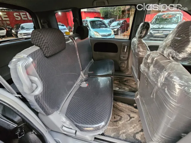 Toyota Sienta 2010 — foto 3