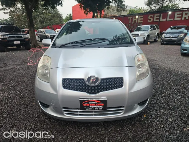 Toyota Vitz 2005 — foto 3