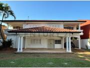 EN VENTA CASA EN LOS LAURELES ASUNCION ID: 28189