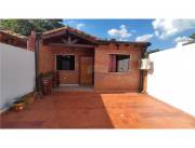 VENDO casa-chalet tipo duplex de una planta, en Fernando de la Mora