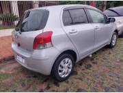 Vendo hermoso toyota New vitz año 2009 1300 vvti automático chapa Mercosur 6 meses de uso