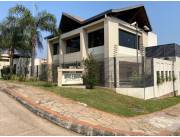 En venta duplex Boulevard Jardines Luque