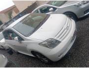 VENDO TOYOTA IST AÑO 2006 COLOR BLANCO PERLA MOTOR 1.5CC FULL NO FINANCIO