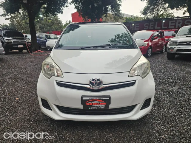 Toyota New Ractis 2012 - foto 2