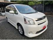 IMPECABLE TOYOTA NEW NOAH REC. IMPORT. PERLA 2008/09 MOTOR 2.0. CC NAFTERO AUTOMATICO FULL