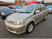 *Hermoso y Unico Toyota New platz Rec. Import. Full equipo frente nuevo Sin detalles