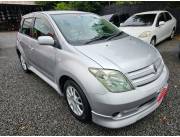 Toyota IST 2004 cho