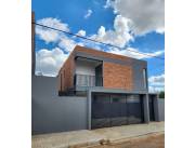 EN VENTA DUPLEX EN LOMA MERLO - LUQUE