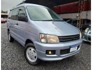 Toyota Noah 1997 [recién importado]