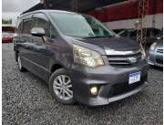 Toyota New Noah Recién importado Año 2010 Motor 2.0 Automático/secuencial Smart Key Tres