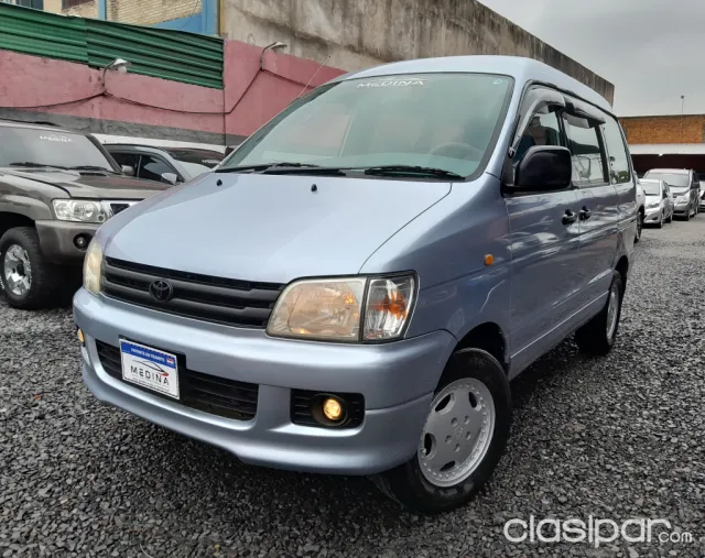 Toyota Noah 1997 - foto 2