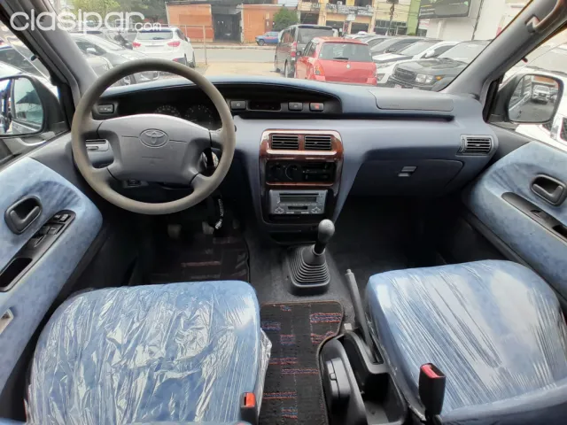 Toyota Noah 1997 — foto 4