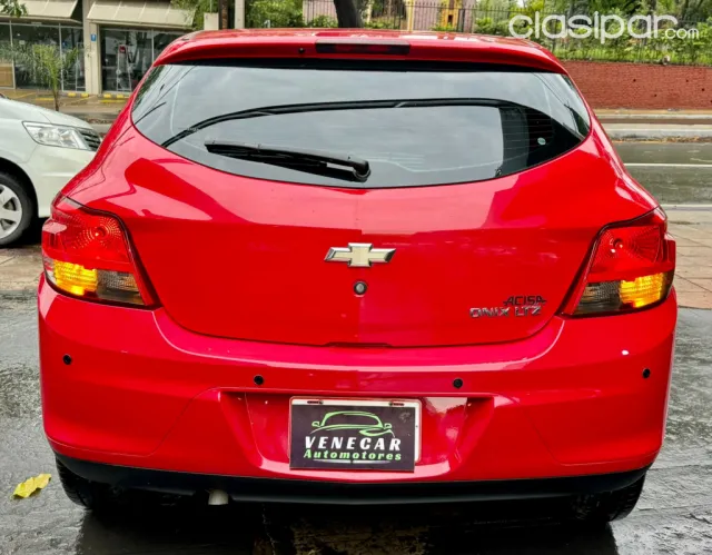 Chevrolet Onix 2016 — foto 3