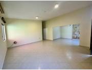 VENDO CASA EN EL GRUPO HABITACIONAL AEROPUERTO