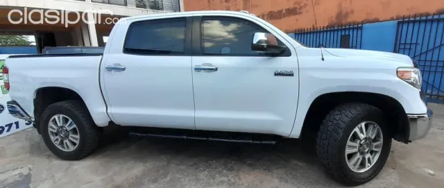 Toyota Tundra 2015 - foto 2