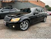 🅰️suncionⓂ️otors Vende. 🔆MERCEDES C200 KOMPRESSOR AÑO 2009/10 DE CÓNDOR REAL NAFTERO 1.