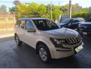 DUEÑO VENDE CAMIONETA MAHINDRA XUV500 2015 DIESEL 8 PASAJEROS FUERTE 4X4