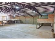 SAN LORENZO: IMPECABLE DEPOSITO INDUSTRIAL, 1.000 M2, EQUIPADO FULL, 450.000 USD.