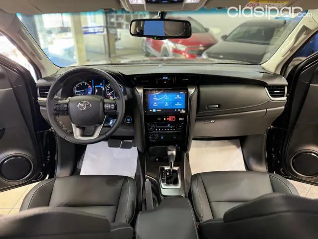 Toyota Fortuner 2025 — foto 7