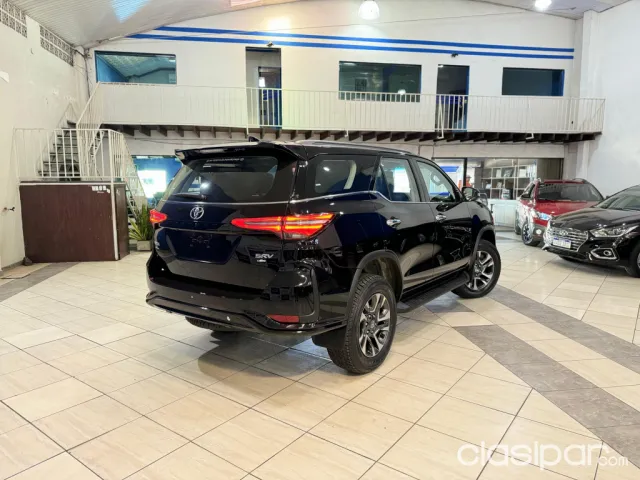 Toyota Fortuner 2025 — foto 8