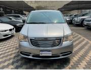 VENDO CHRYSLER MINIVAN TOWN COUNTRY AÑO 2012 MOTOR 3.6 NAFT AUTOMÁTICO IMPECABLE