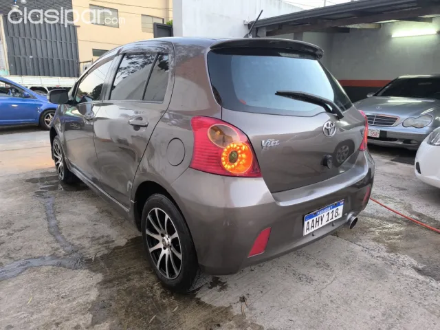 Toyota Vitz 2007 — foto 7