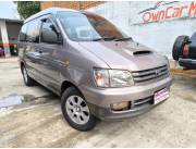 TOYOTA NOAH AÑO 99 DOBLE TECHO SOLAR MOTOR 2.2CC DIESEL CAJA AUTOMÁTICA