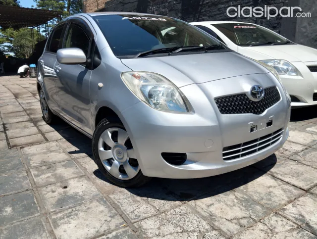 Toyota Vitz 2005 - foto 2
