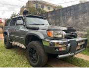 Vendo Camioneta Toyota Runner 3.0