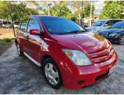 VENDO TOYOTA IST AÑO 2003