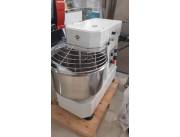 AMASADORA ESPIRAL TOKYO INDUSTRIAL MOD LB20 CAP 20LTS AMASADO 8KGS 0.75KW 220V