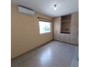 ALQUILA AMPLIO DUPLEX EN LAMBARÉ Zona Municipalidad, sobre calle América