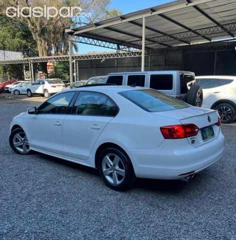 Volkswagen Jetta 2011 — foto 7