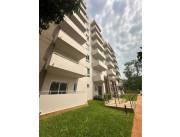 En alquiler departamento en Loma Merlo Luque ID 29540