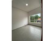 VENDO DUPLEX CON PISCINA EN SAN LORENZO ZONA PALACIO DE JUSTICIA