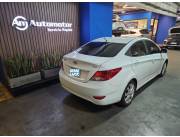 Hyundai Accent Diésel Automático 2015