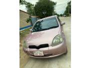 Toyota Vitz 2001 la