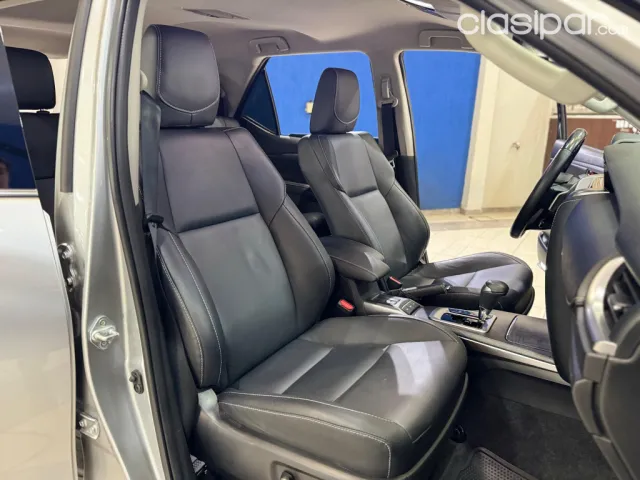 Toyota Fortuner 2023 — foto 6