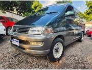 VENDO TOYOTA HIACE REGIUS VERDE 1997 1KZ DIESEL COMUN TRACCION 4X2