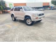 IMPECABLE Toyota hilux surf 1998 Totalmente renovada