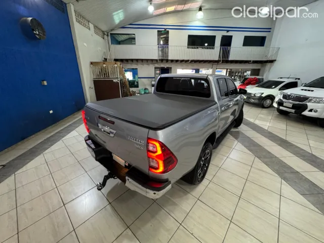 Toyota Hilux 2021 — foto 6
