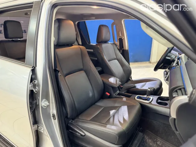 Toyota Hilux 2021 — foto 7