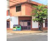 VENDO INMUEBLE EN ESQUINA, 1 CUADRA DE AV. CARLOS A. LOPEZ