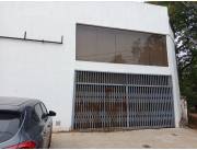 MR ALONSO: 1.355 M2, DEPOSITO + OFICINAS, DE CALLE A CALLE, 20.000.000 GS.